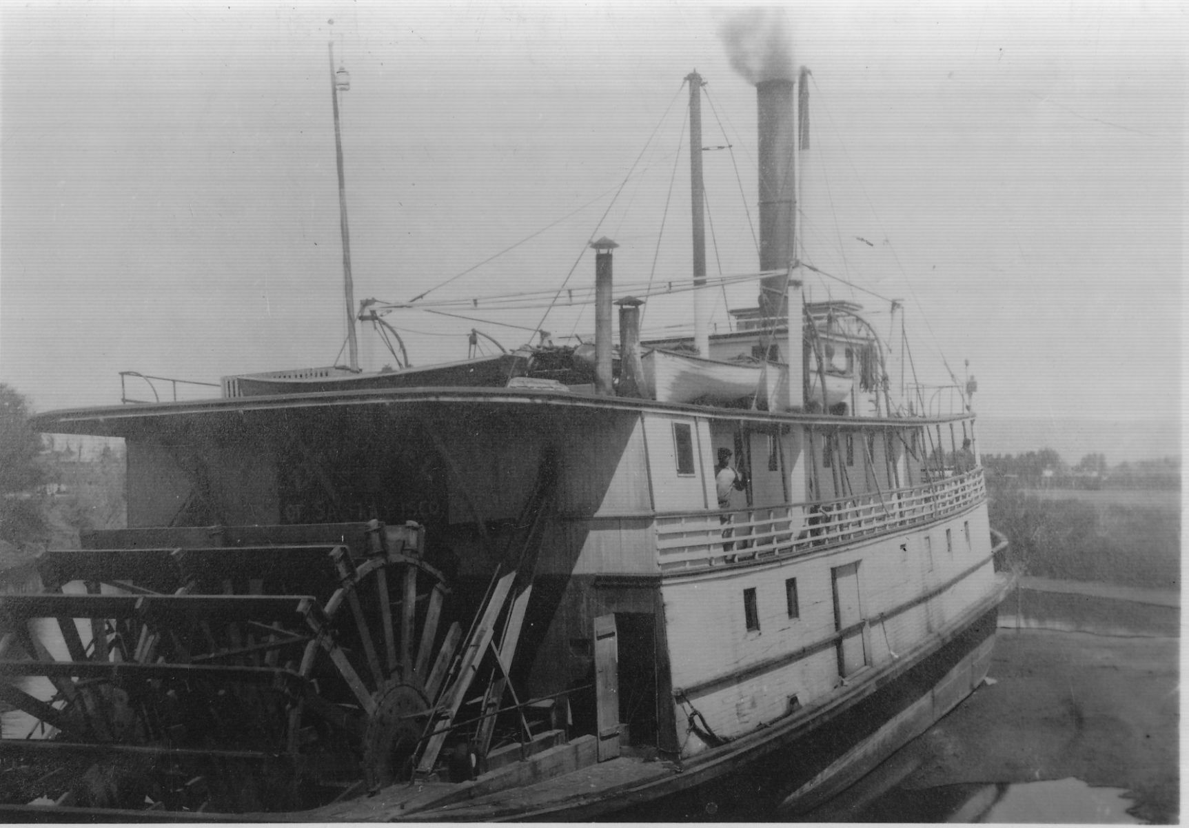Zinfandel Steamer in the Napa River